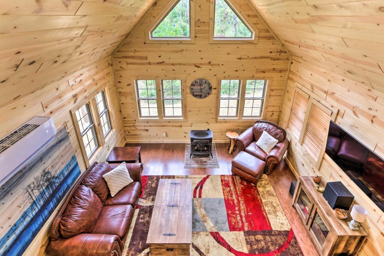 Idyllic Cabin In The Heart Of Hocking Hills Rockbridge ภายนอก รูปภาพ