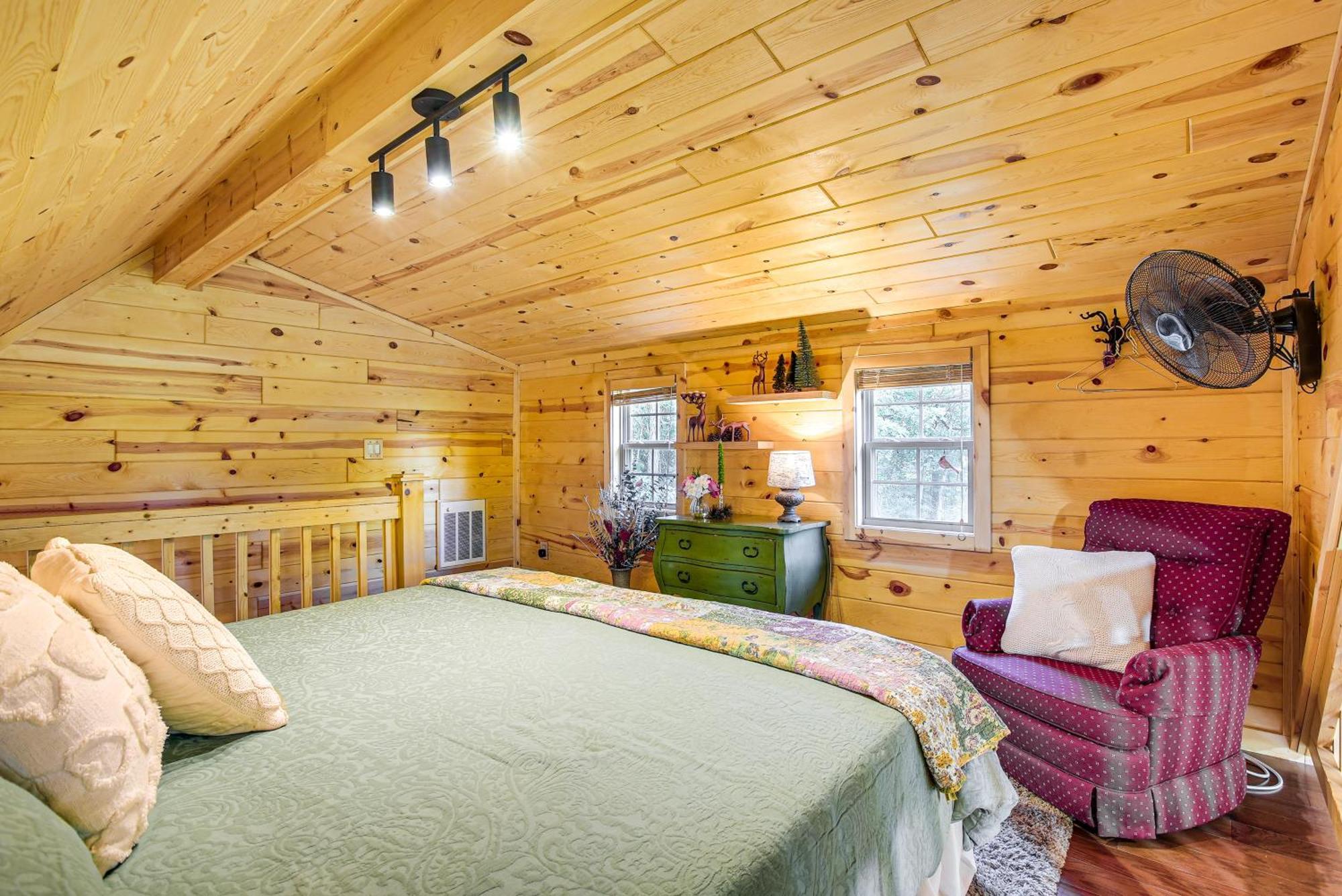 Idyllic Cabin In The Heart Of Hocking Hills Rockbridge ภายนอก รูปภาพ