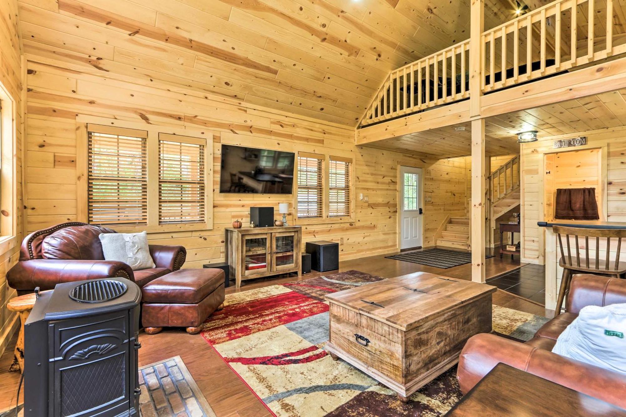 Idyllic Cabin In The Heart Of Hocking Hills Rockbridge ภายนอก รูปภาพ