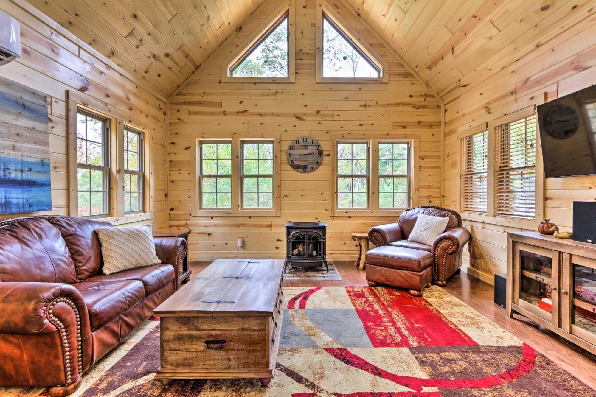 Idyllic Cabin In The Heart Of Hocking Hills Rockbridge ภายนอก รูปภาพ
